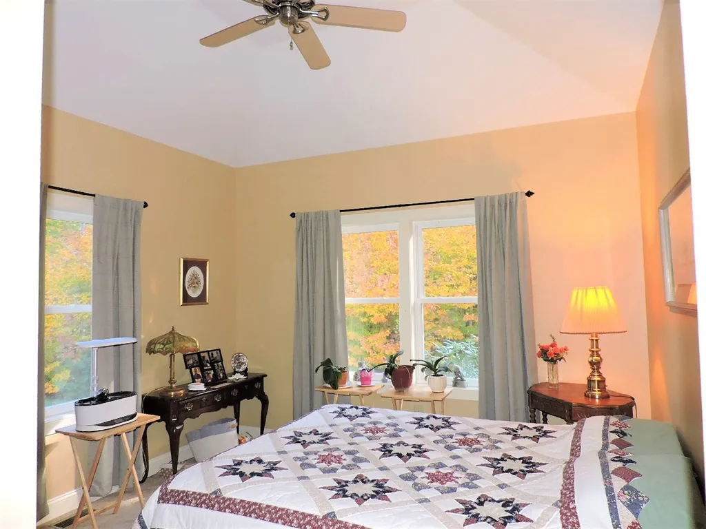 21 Solace Pointe Road Meredith NH 03253