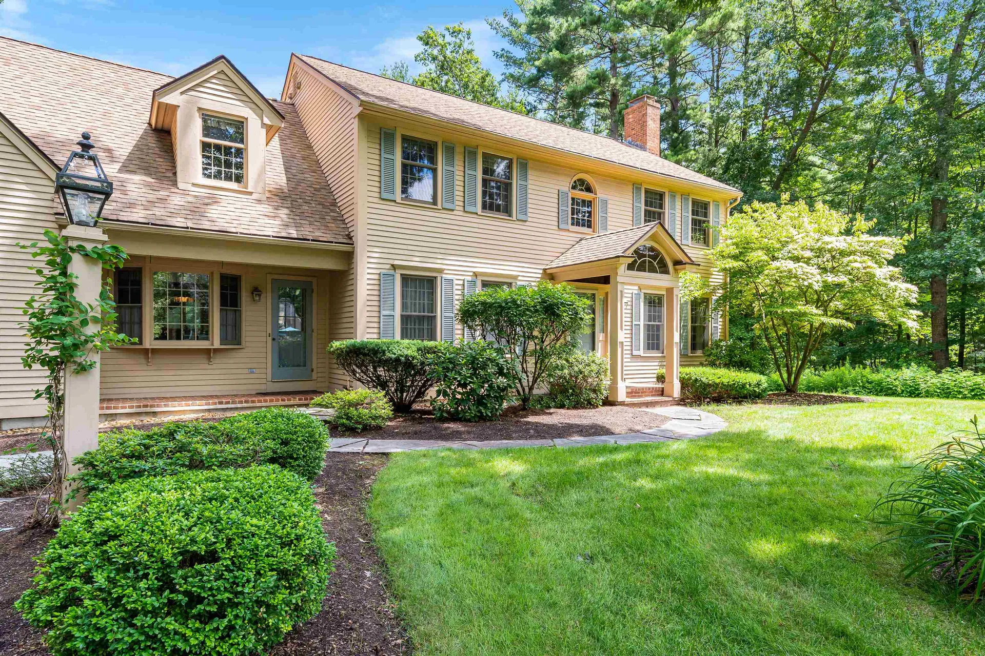 31 Oak Drive Bedford NH 03110