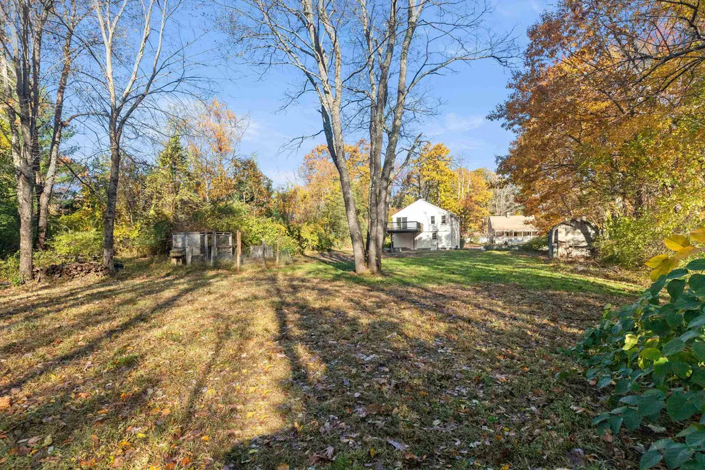 20 Andrews Lane East Kingston NH 03827