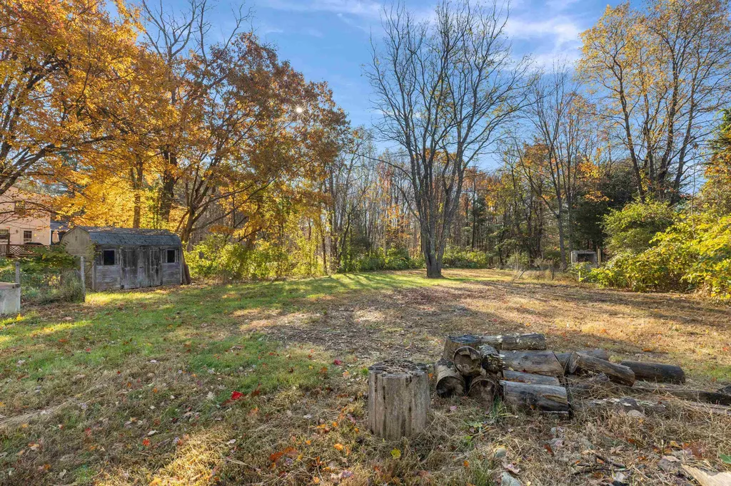 20 Andrews Lane East Kingston NH 03827