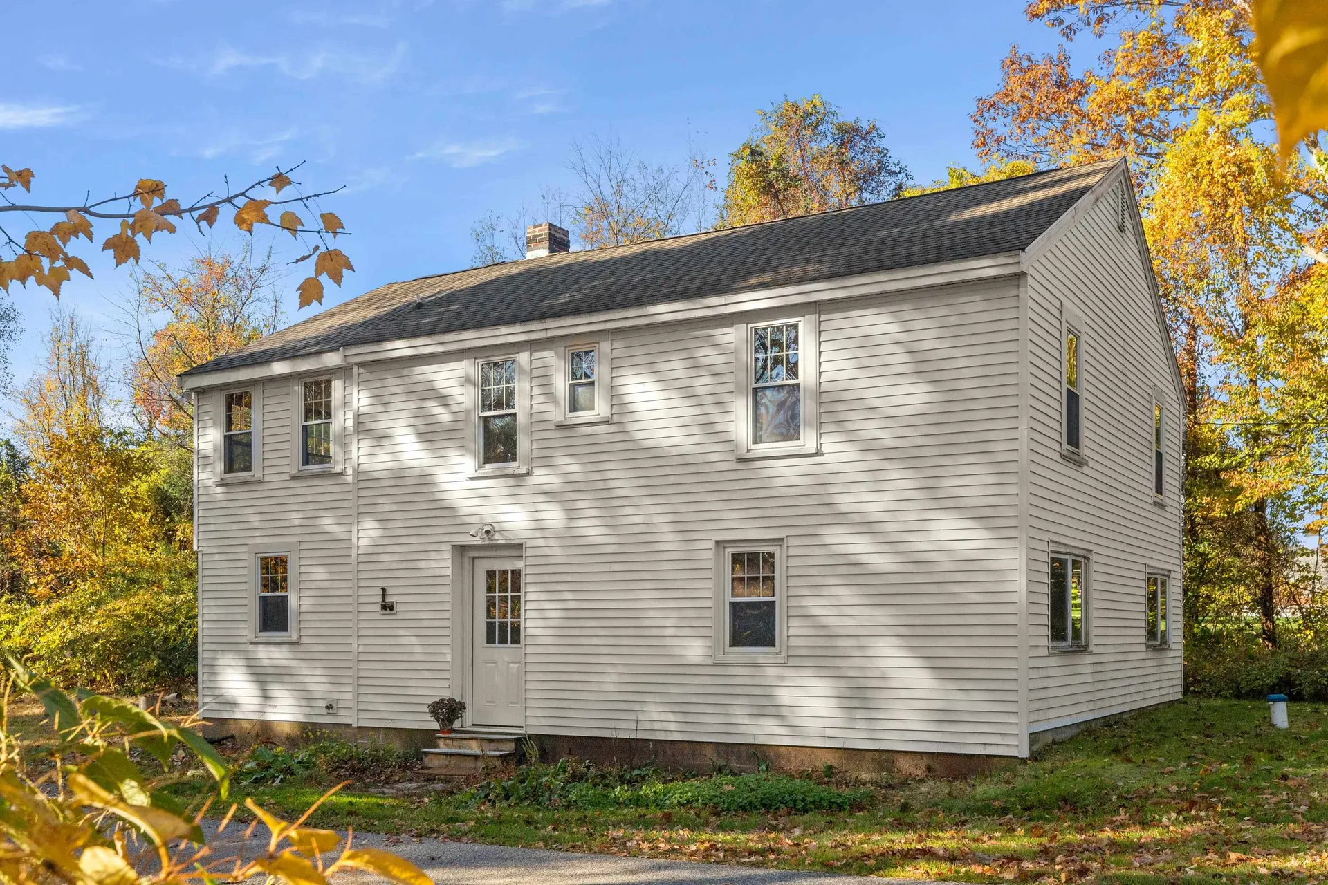 20 Andrews Lane East Kingston NH 03827