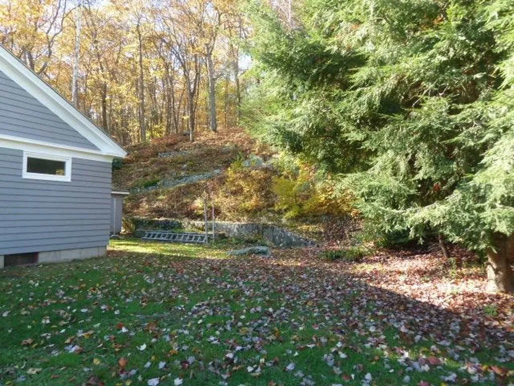 23 Gladstone Street Concord NH 03301