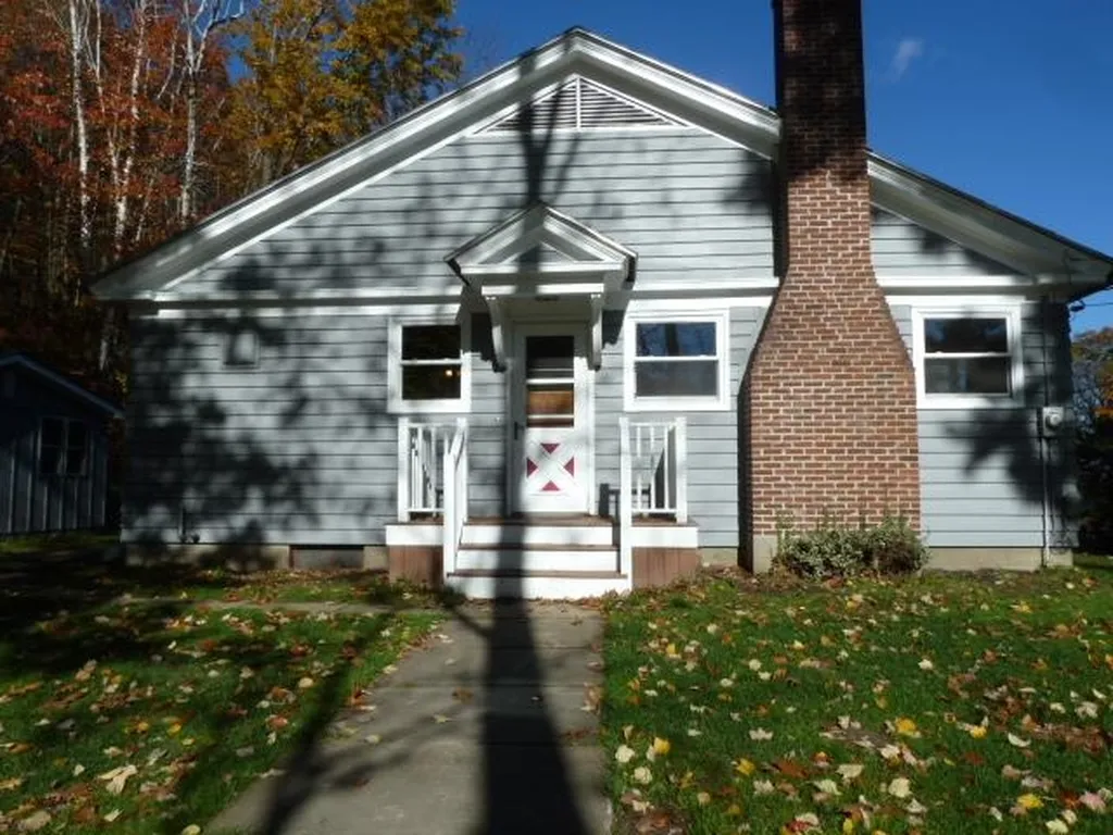 23 Gladstone Street Concord NH 03301