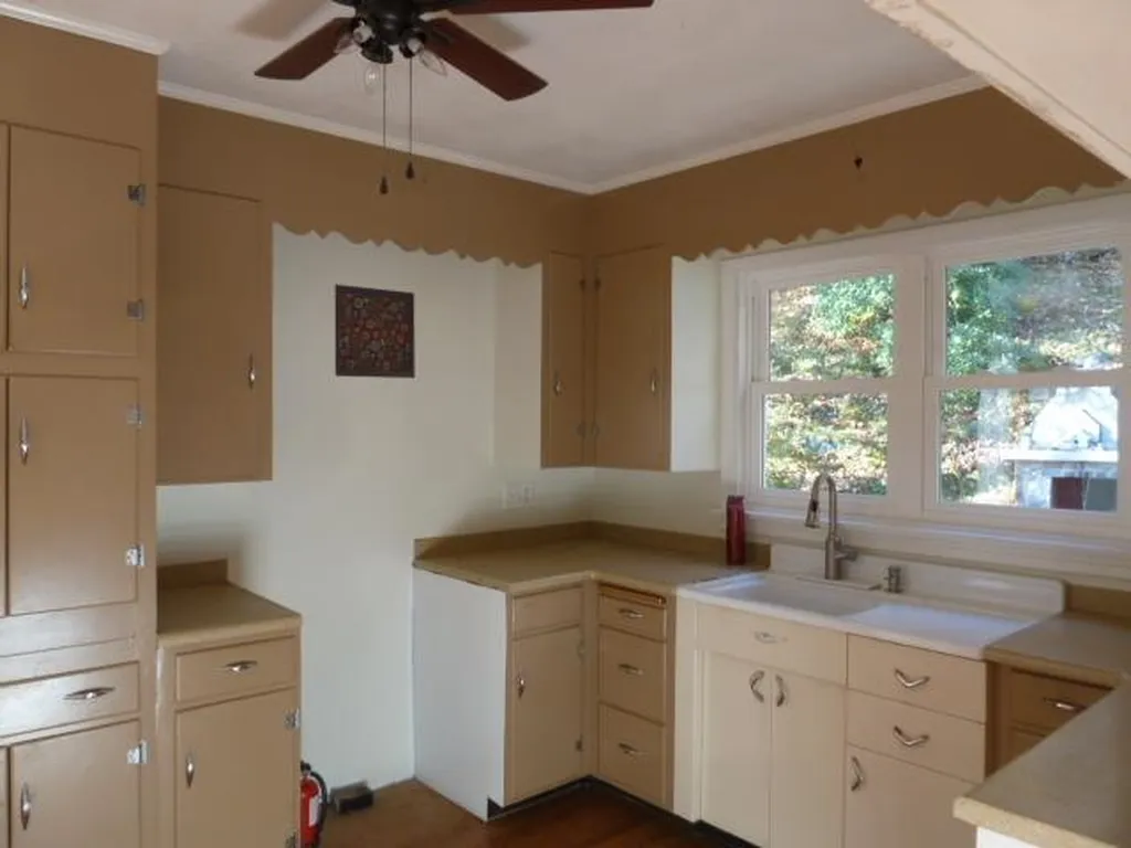 23 Gladstone Street Concord NH 03301