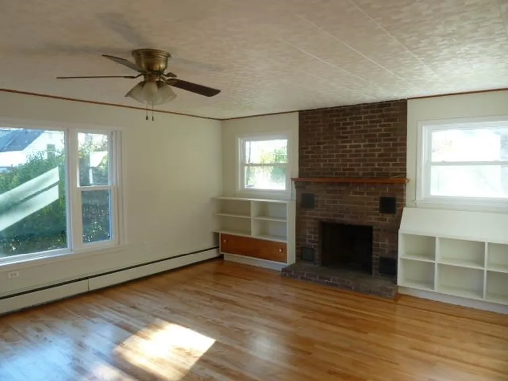 23 Gladstone Street Concord NH 03301