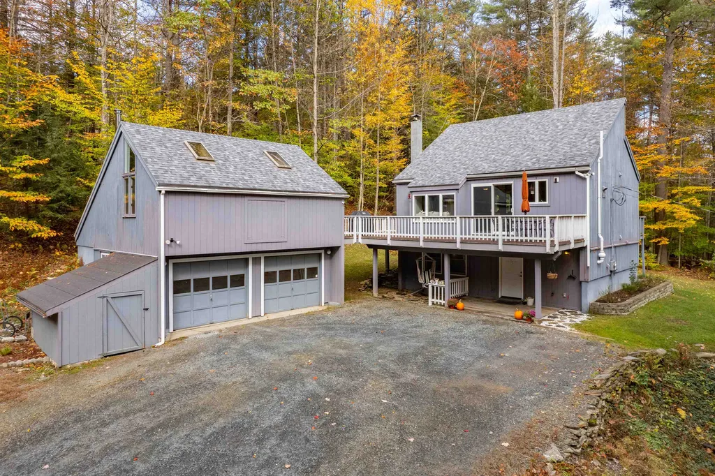 17 Lyon Drive Hartford VT 05059