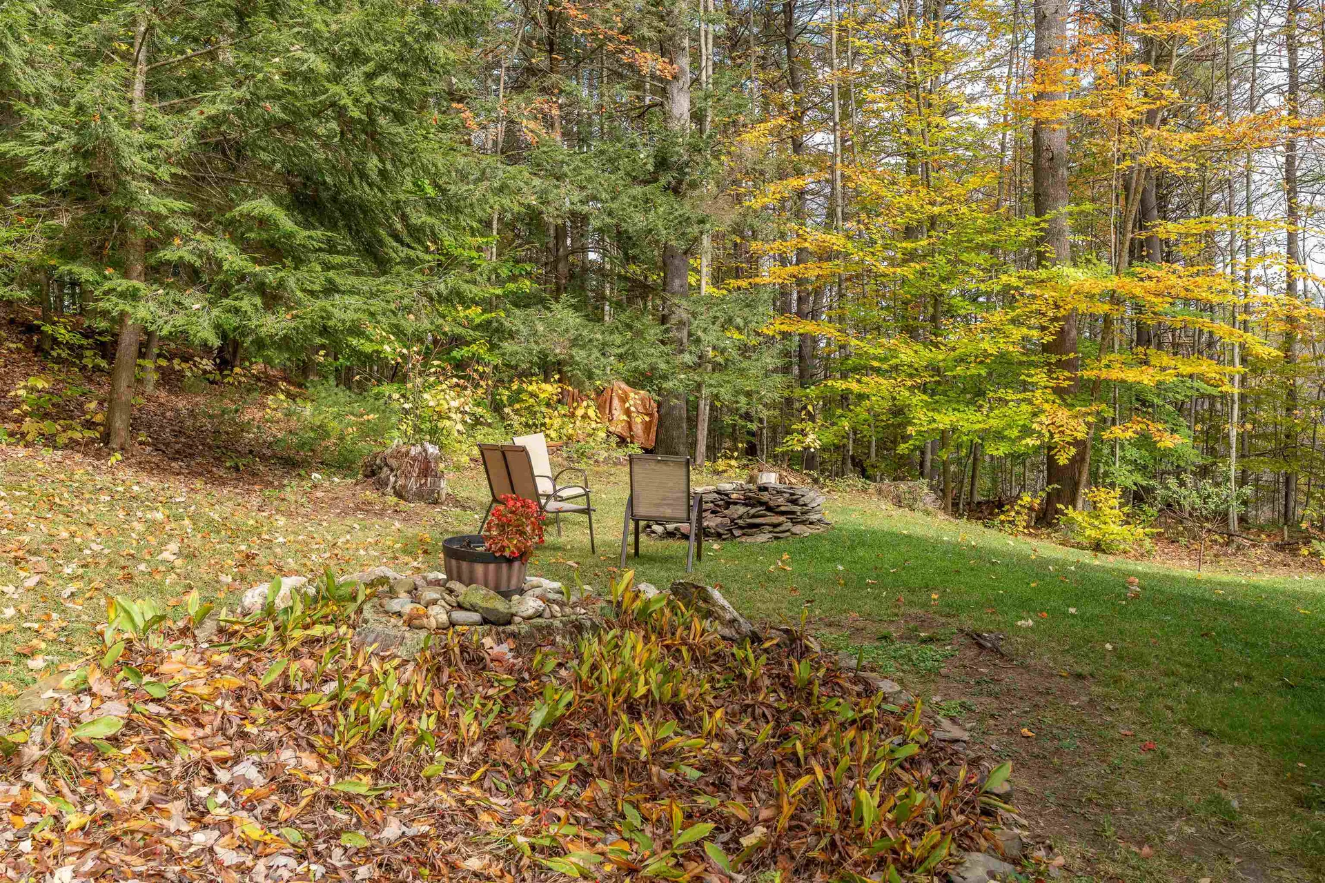 17 Lyon Drive Hartford VT 05059