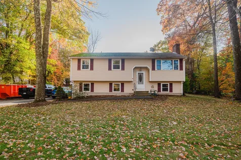 53 Island Pond Road Derry NH 03038