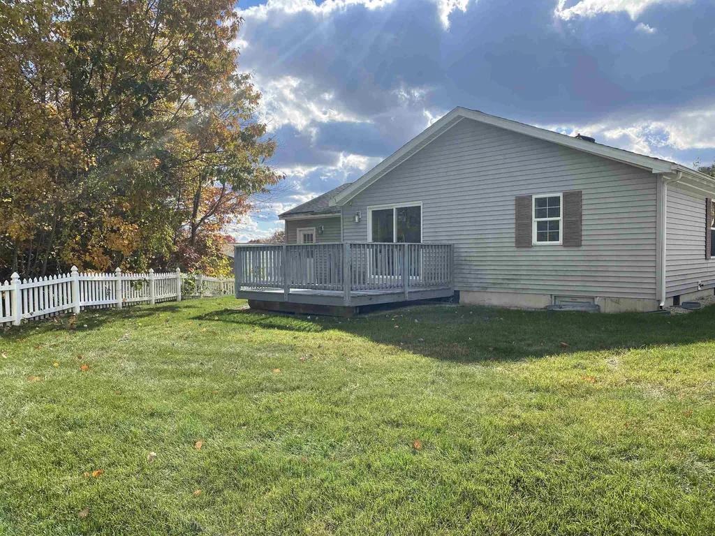 93 Heritage Way Manchester NH 03104