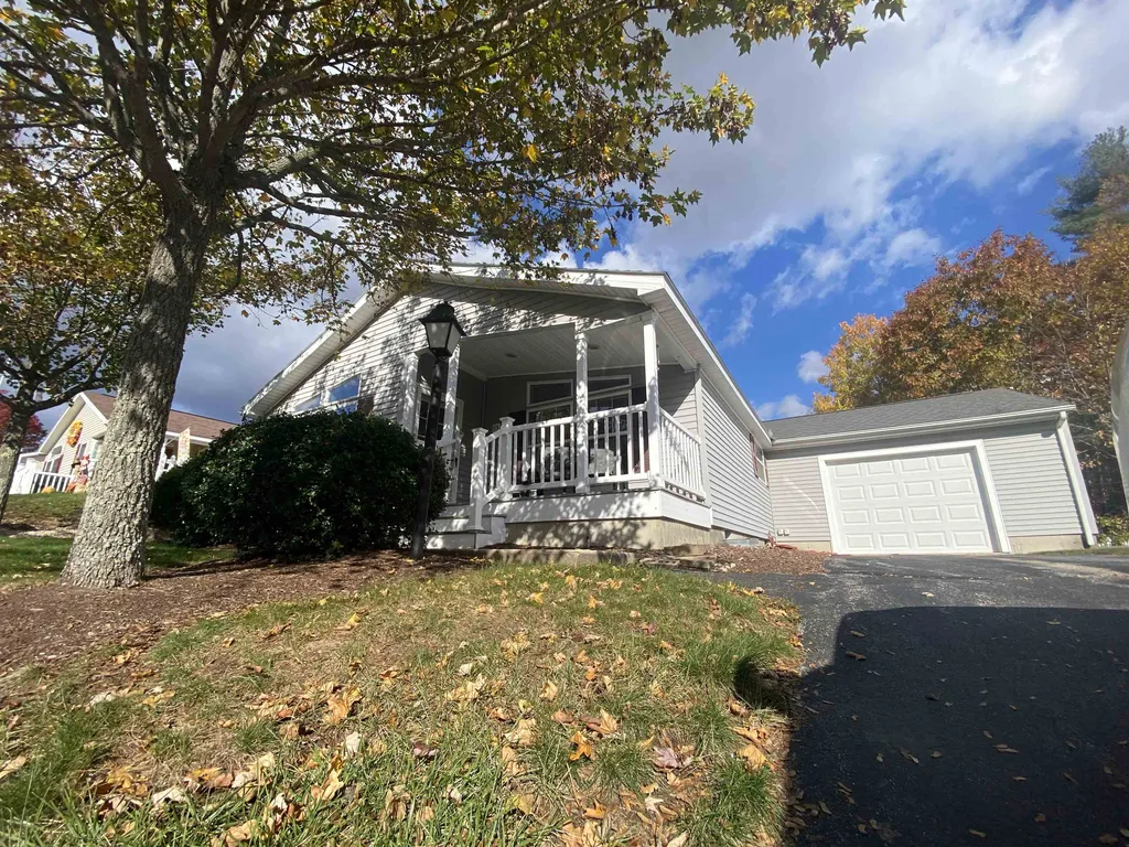 93 Heritage Way Manchester NH 03104