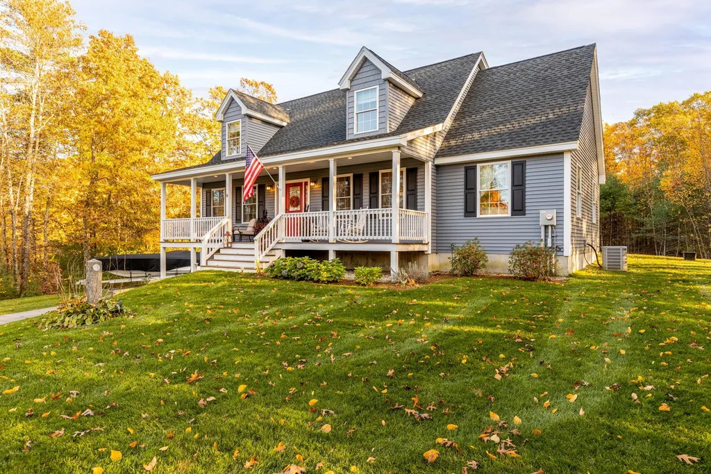 6 Philip Way Newton NH 03858