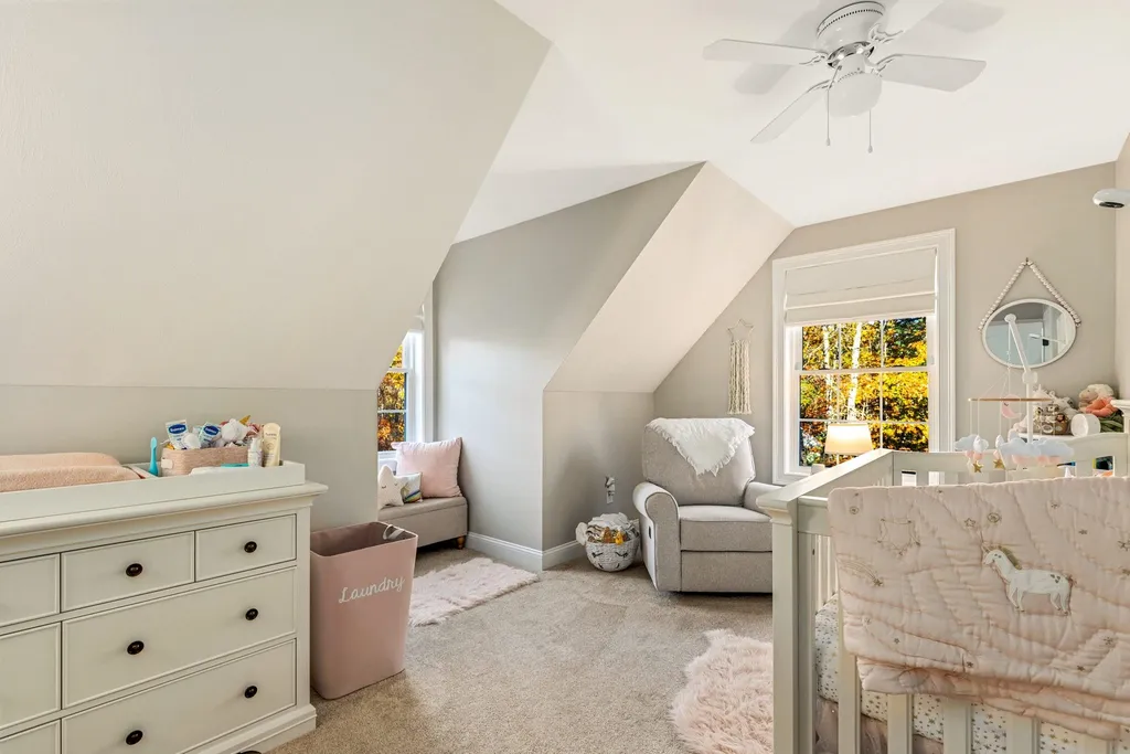 6 Philip Way Newton NH 03858