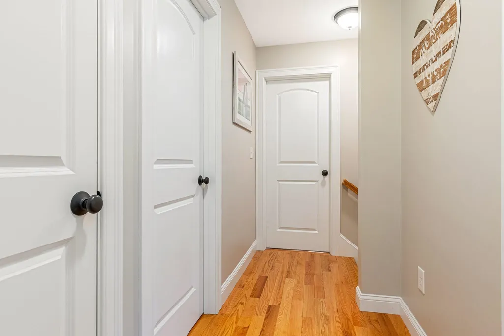 6 Philip Way Newton NH 03858