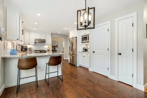 6 Philip Way Newton NH 03858