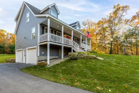 6 Philip Way Newton NH 03858