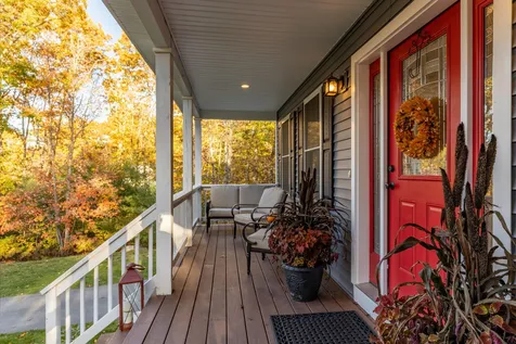 6 Philip Way Newton NH 03858