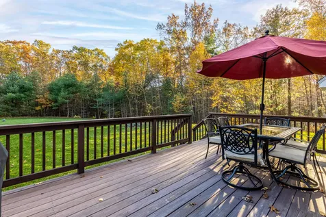 6 Philip Way Newton NH 03858