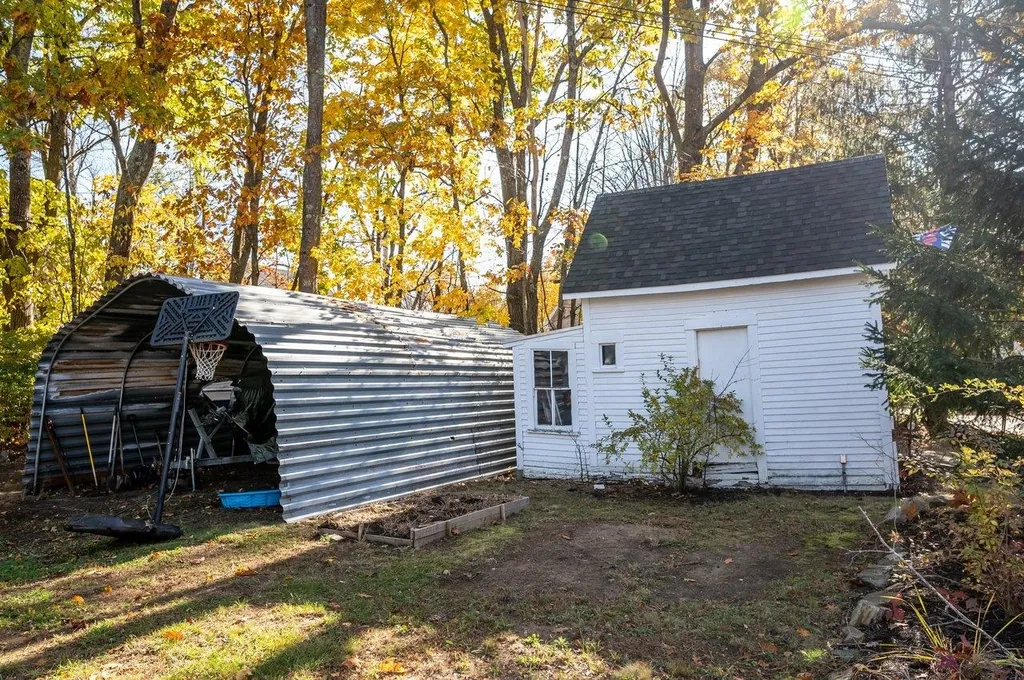 5 Penny Lane Rochester NH 03868