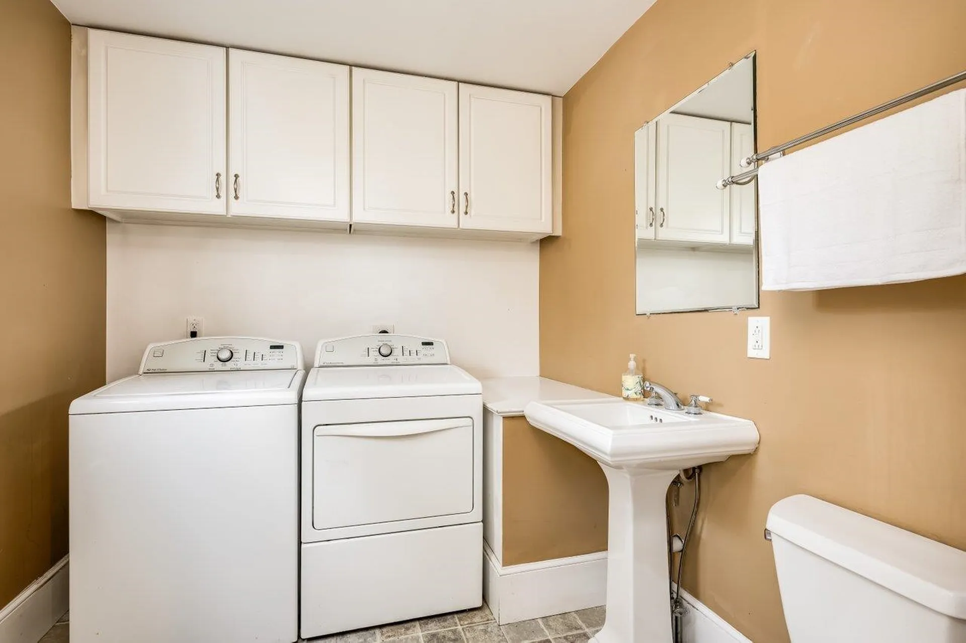 5 Penny Lane Rochester NH 03868