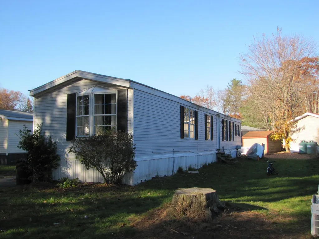 18 Morton Street Exeter NH 03833