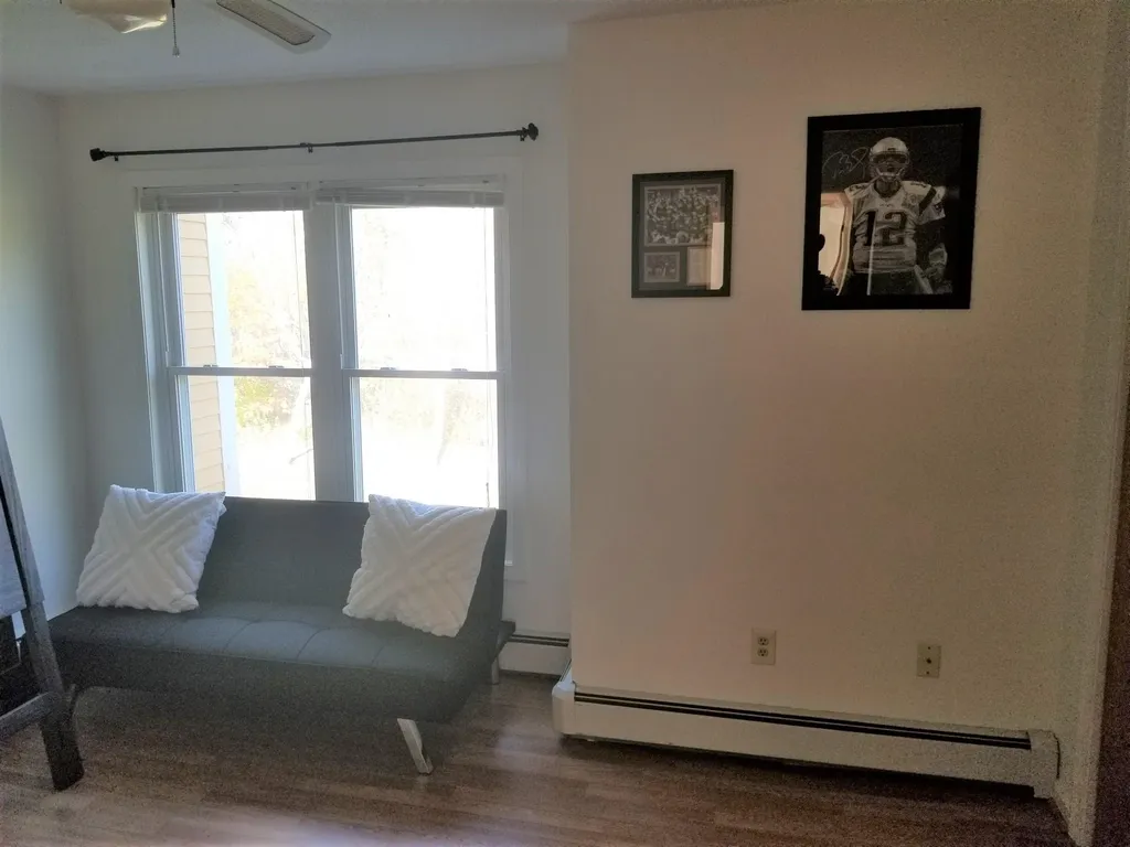 13 Turner Place Enfield NH 03748
