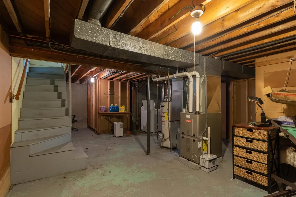 234-238 Ethan Allen Parkway Burlington VT 05408