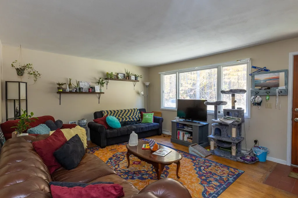 234-238 Ethan Allen Parkway Burlington VT 05408