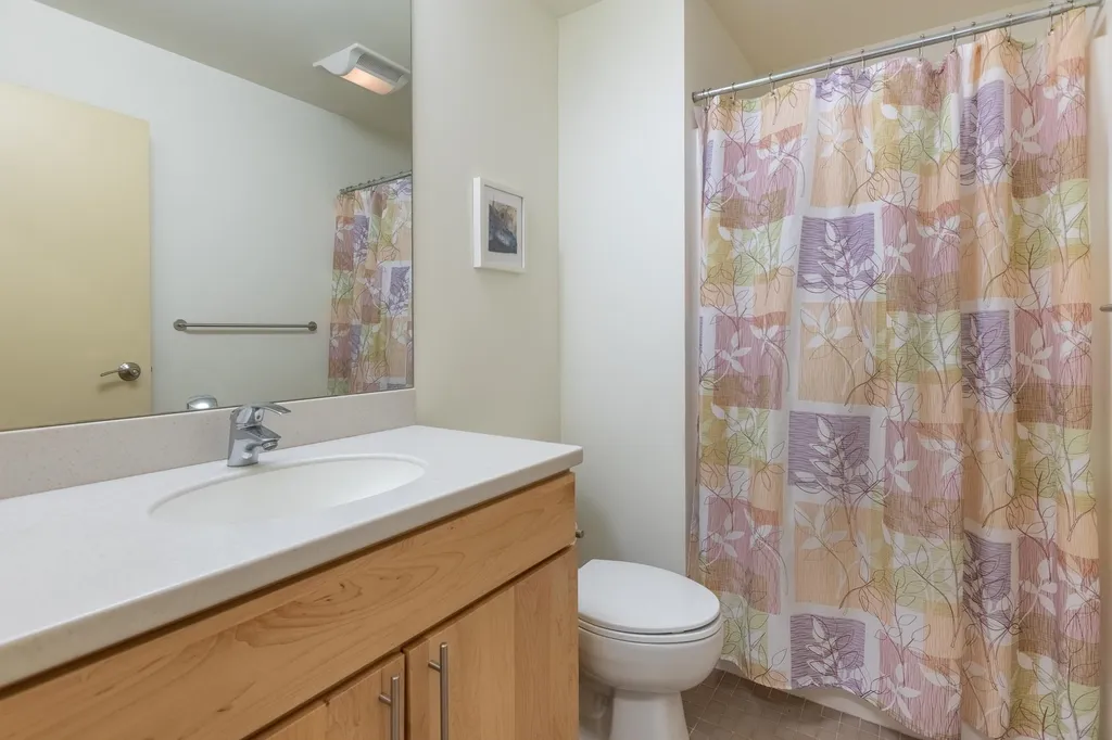 17 Granite Lane Hanover NH 03755