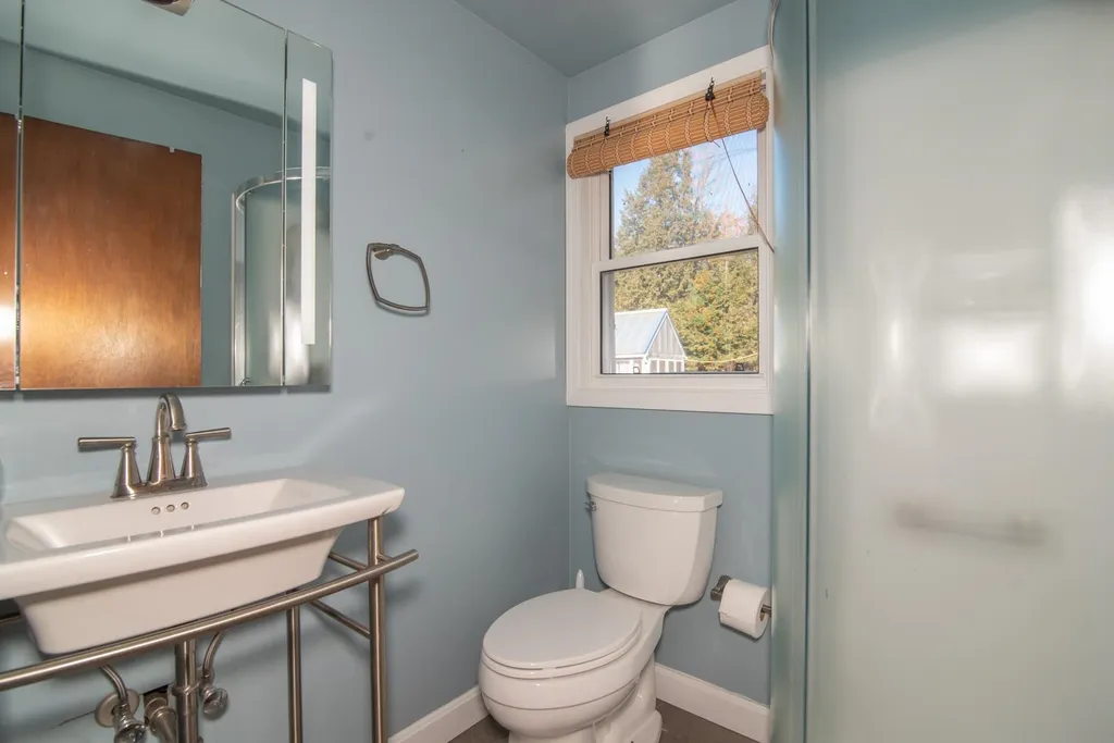 24 Tenney Road Goffstown NH 03045
