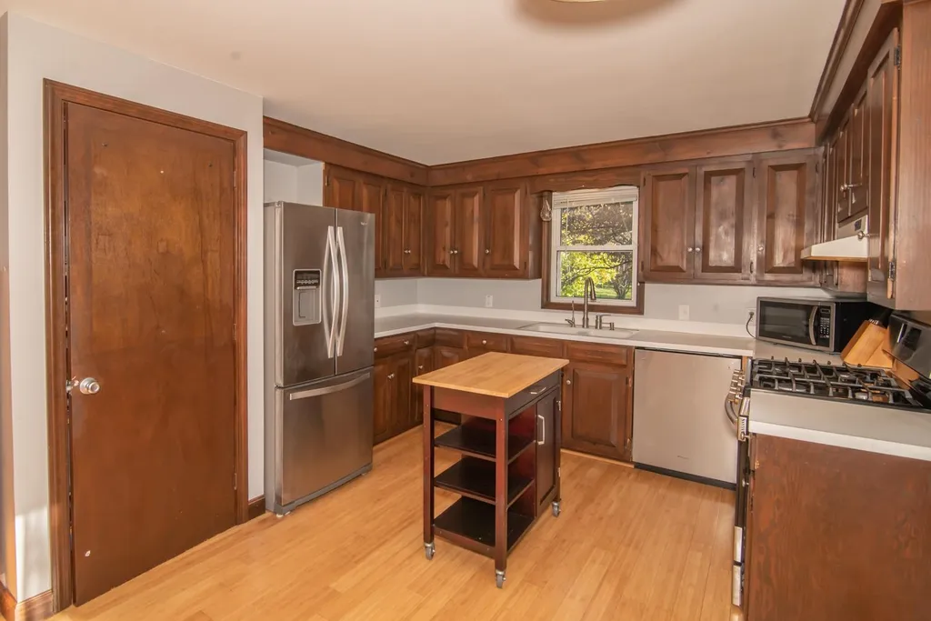 24 Tenney Road Goffstown NH 03045