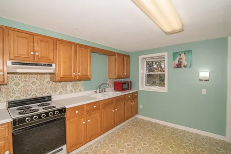 24 Tenney Road Goffstown NH 03045