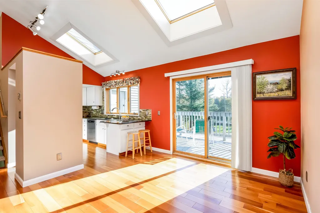 84 Bay Road Shelburne VT 05482