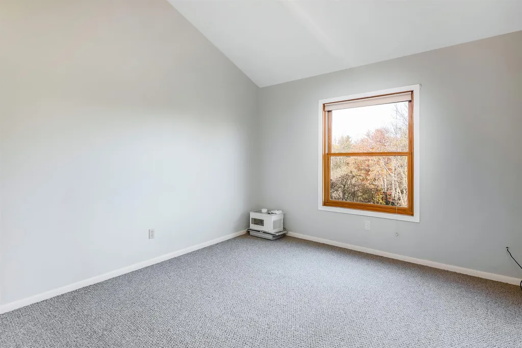 84 Bay Road Shelburne VT 05482
