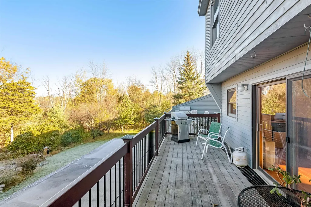 84 Bay Road Shelburne VT 05482