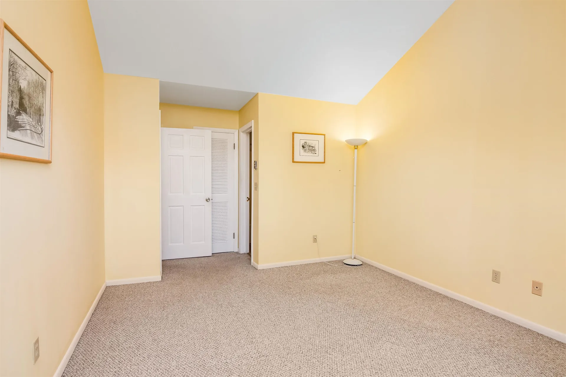 84 Bay Road Shelburne VT 05482
