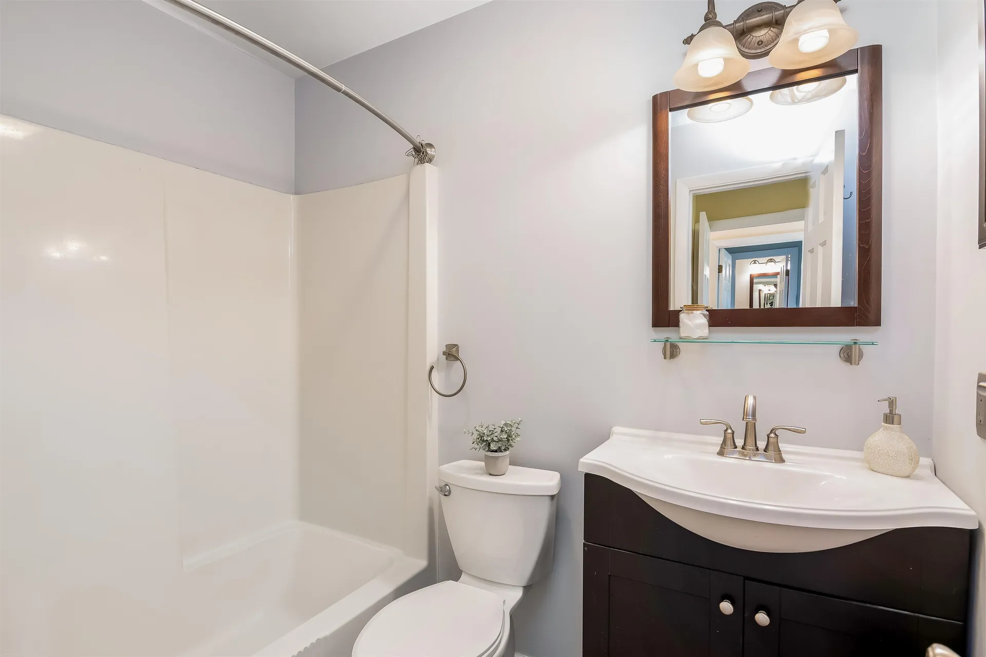 84 Bay Road Shelburne VT 05482