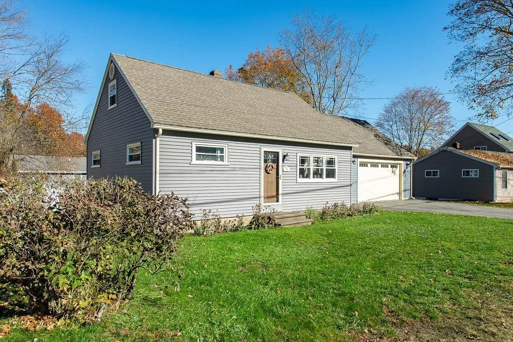 76 Garrison Road Dover NH 03820