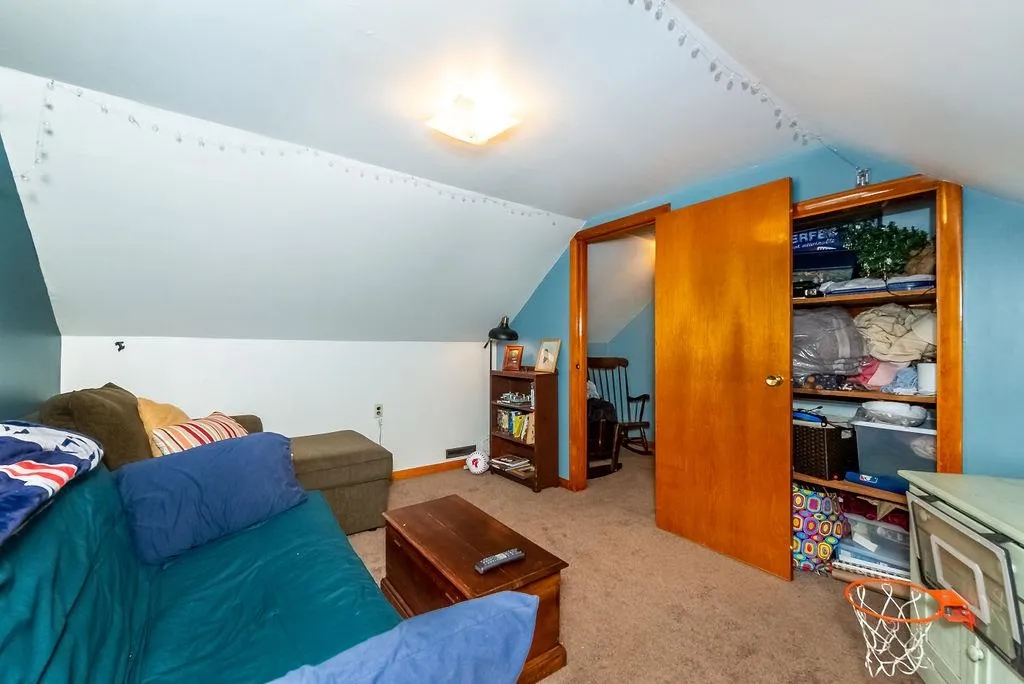 76 Garrison Road Dover NH 03820
