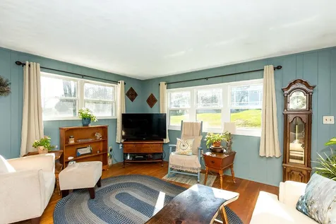 76 Garrison Road Dover NH 03820