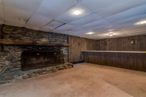 195 North Road Brentwood NH 03833