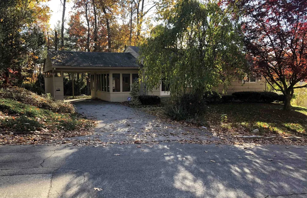 123 Applecrest Road Manchester NH 03104