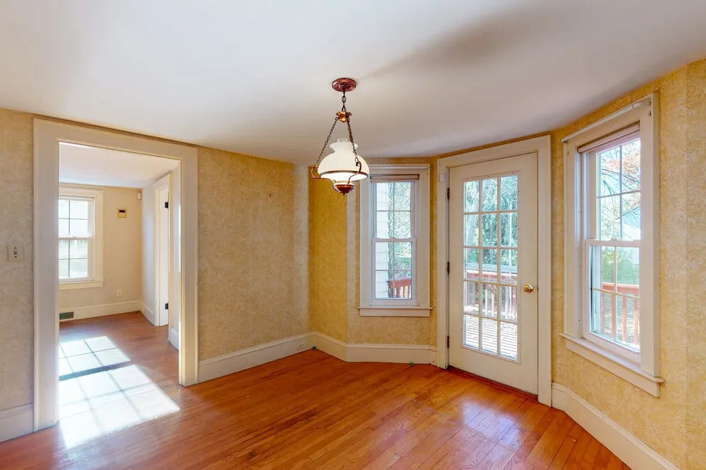 60 Holman Street Laconia NH 03246