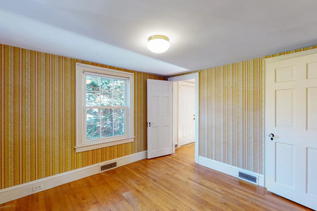 60 Holman Street Laconia NH 03246