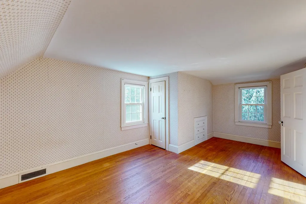 60 Holman Street Laconia NH 03246