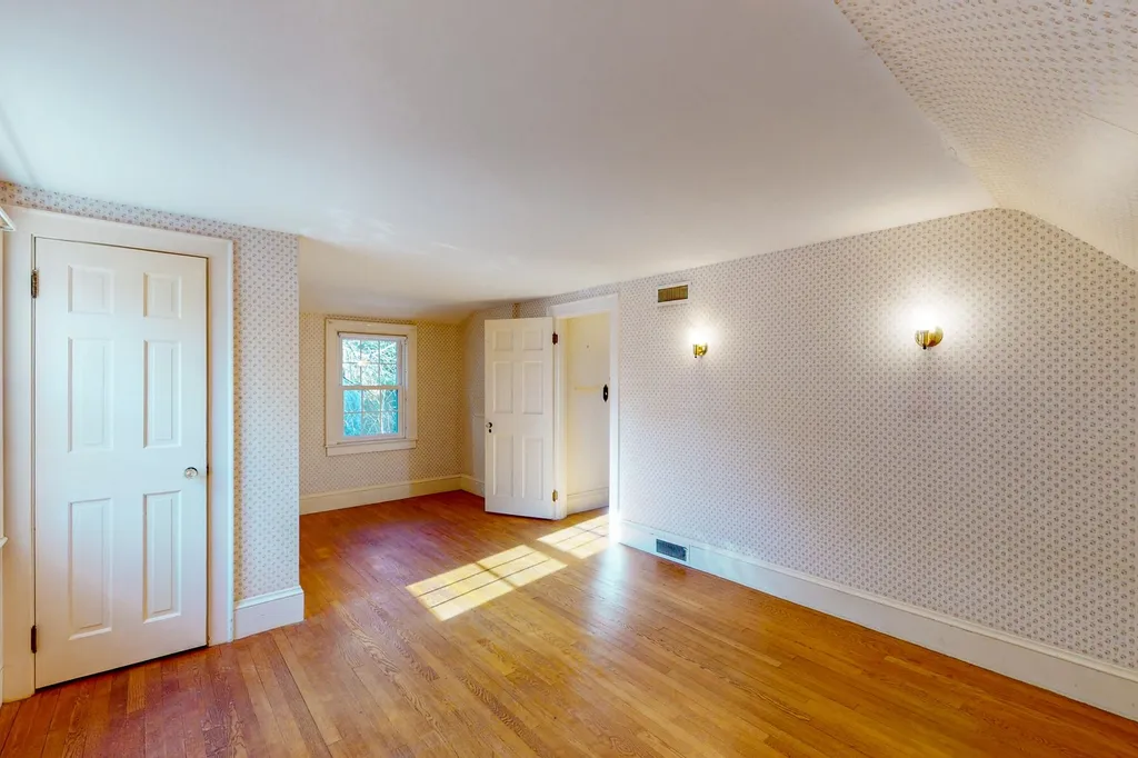 60 Holman Street Laconia NH 03246