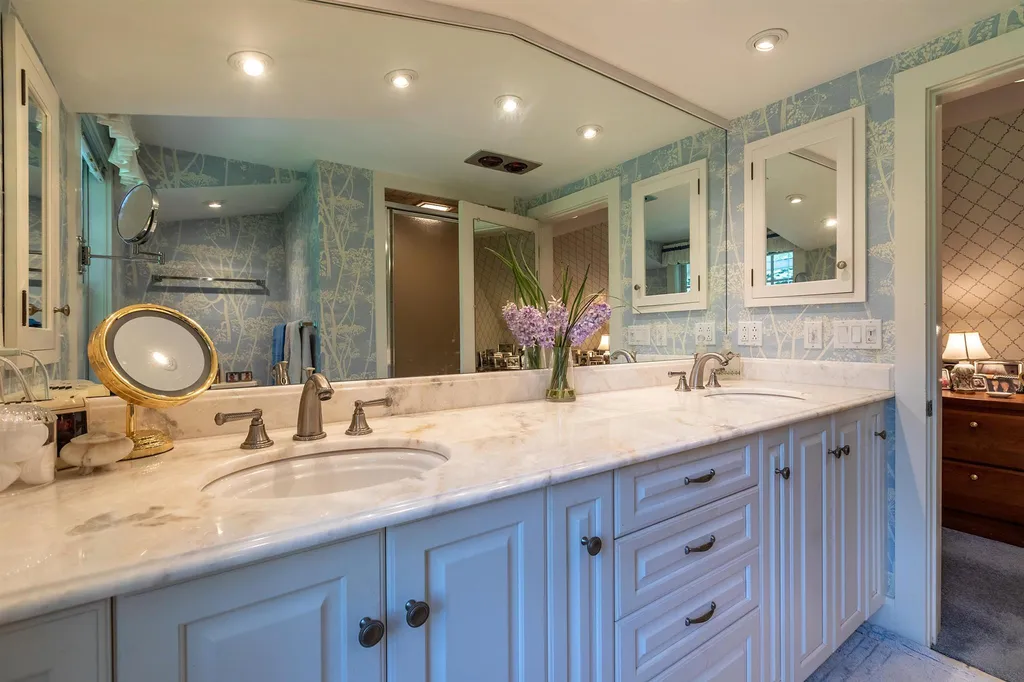 340 Taconic Road Manchester VT 05254