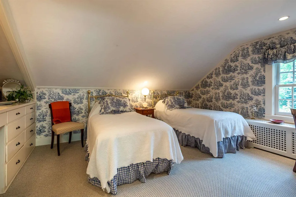 340 Taconic Road Manchester VT 05254