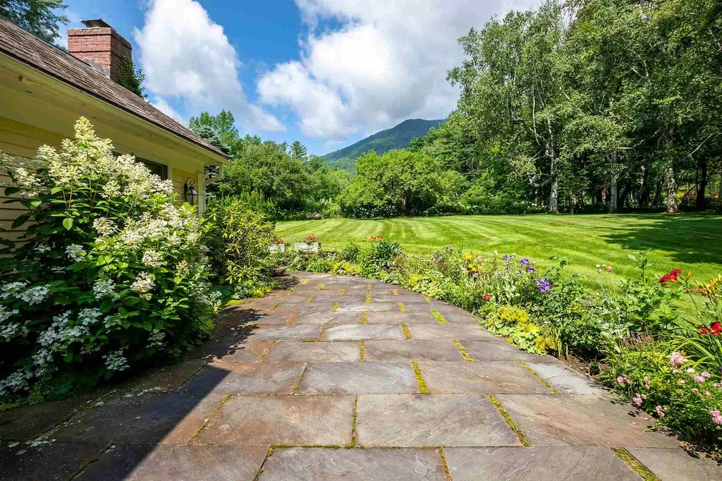 340 Taconic Road Manchester VT 05254