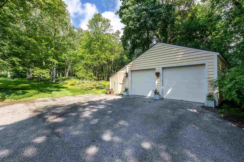 340 Taconic Road Manchester VT 05254