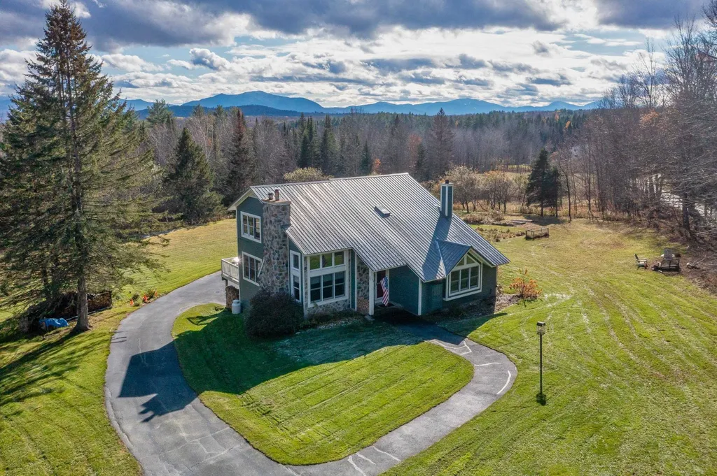 143 Mount Prospect Street Lancaster NH 03584